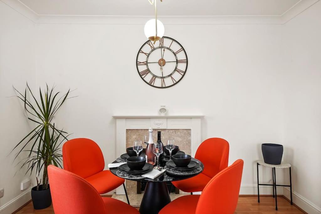 Cosy Apartment 5 Guests 3 Beds 1 Sofa Bed Lewisham Londra Esterno foto