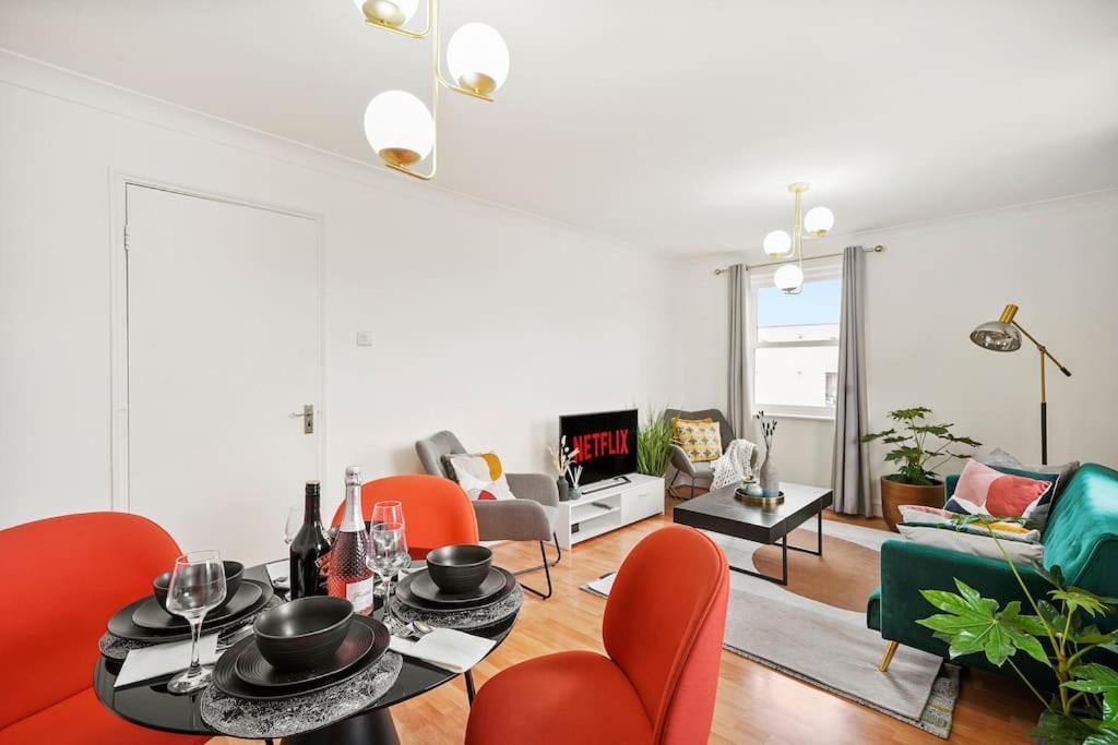 Cosy Apartment 5 Guests 3 Beds 1 Sofa Bed Lewisham Londra Esterno foto